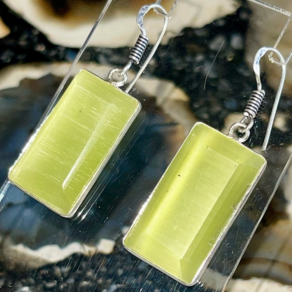 Lime Green Faceted Cat’s Eye Earrings 1 1/2”